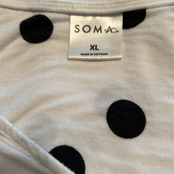 SOMA WHITE WITH BLACK DOTS LONG NIGHT GOWN SIZE XL 93% RAYON 7% SPANDEX WASHABLE - Picture 5 of 10